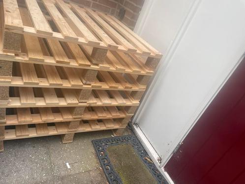 Laatste pallets!, 80x100 en 90x100cm, Doe-het-zelf en Verbouw, Hout en Planken, Zo goed als nieuw, Pallet, Vuren, Minder dan 200 cm