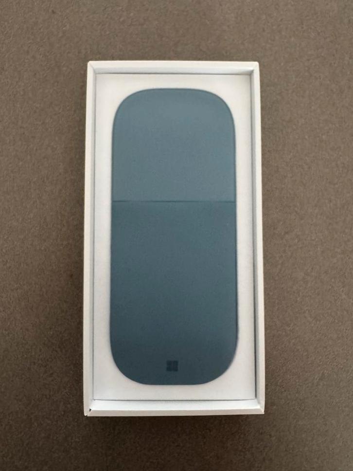 Microsoft Surface Arc Muis - Nieuw!, Computers en Software, Muizen, Nieuw, Muis, Rechtshandig, Draadloos, Ergonomisch, Ophalen of Verzenden