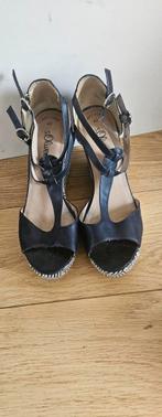 s.Oliver zwarte sandalen, Kleding | Dames, Schoenen, Zwart, Zo goed als nieuw, S.Oliver, Sandalen of Muiltjes