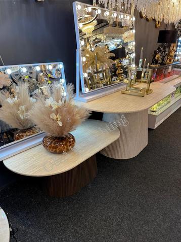 Ovale of ronde eettafel of salontafel in het travertin NEW beschikbaar voor biedingen
