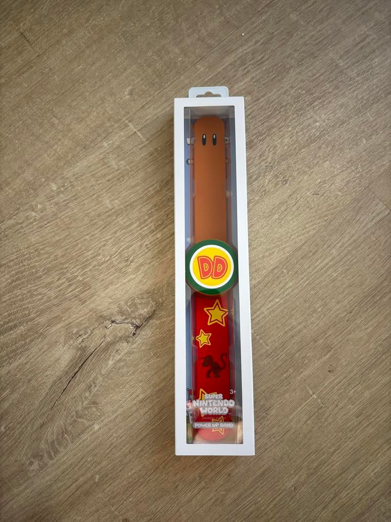 Super Nintendo World Power-Up Band - Donkey Kong (Nieuw), Spelcomputers en Games, Games | Overige, Nieuw, 1 speler, Vanaf 3 jaar