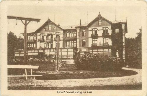 (387-177-021) Berg en Dal Hotel Groot, Verzamelen, Ansichtkaarten | Nederland, Gelderland, Verzenden