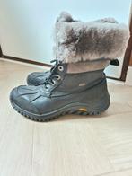 Ugg snow boots, Ophalen of Verzenden, Zo goed als nieuw, Overige typen