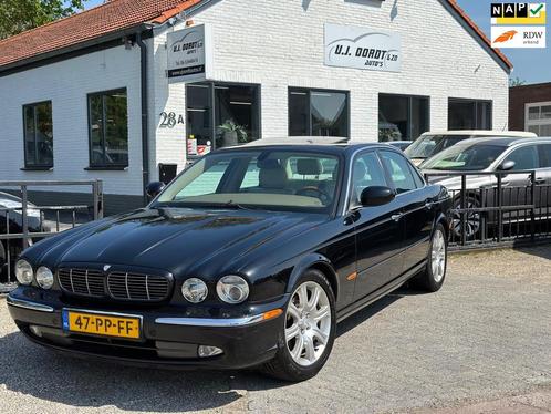 Jaguar XJ 4.2 V8 Executive, Auto's, Jaguar, Bedrijf, Te koop, XJ, Benzine, Euro 3, E, Sedan, Automaat, Origineel Nederlands, Zwart
