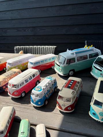 Verzameling vw. Busjes, autootjes beschikbaar voor biedingen