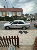 Mitsubishi Carisma 1.6 Classic HB 2002 Grijs, Auto's, Mitsubishi, Euro 5, 4 cilinders, Handgeschakeld, Particulier