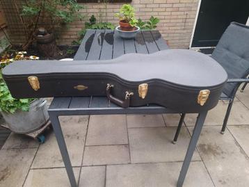 Taylor gitaar koffer Deluxe Grand Auditorium (Nieuw: 289,-) beschikbaar voor biedingen