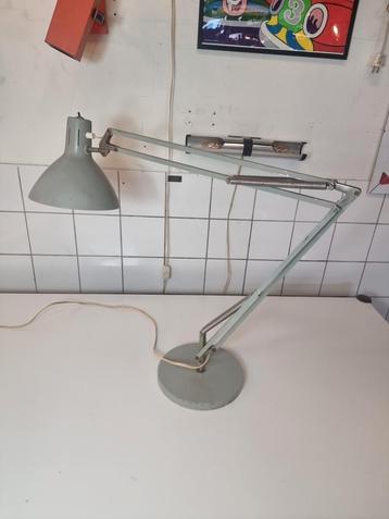 Vontage bureaulamp architecten lamp Hala Busquet beschikbaar voor biedingen