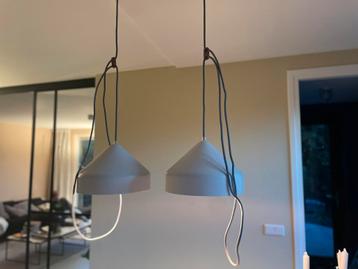 Twee design lampen Lloop van Vij5 door Aptum beschikbaar voor biedingen