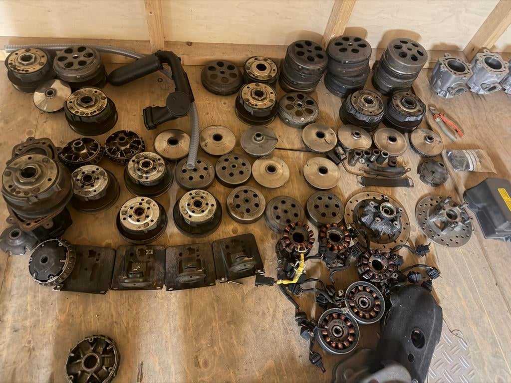 Runner 180cc Skr koppelingen onderdelen Vario, Ophalen