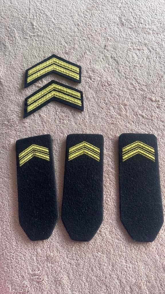 Epauletten en chevrons, Ophalen of Verzenden, Marine, Nederland, Embleem of Badge