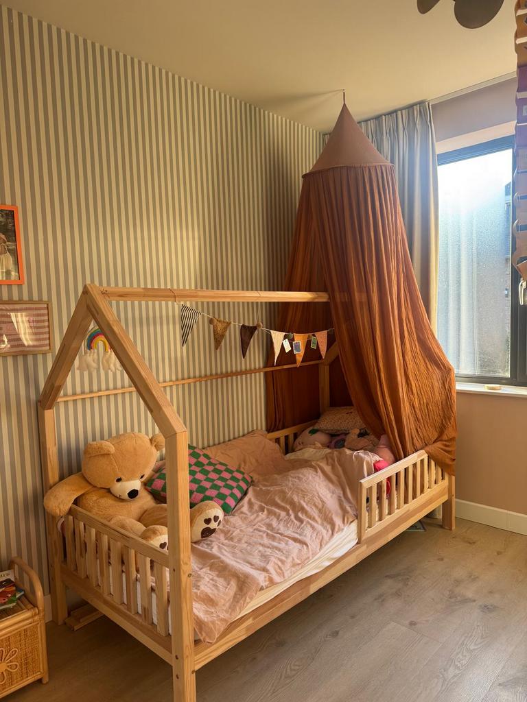 Kinderbed, Ophalen, 85 tot 100 cm, Zo goed als nieuw, Matras