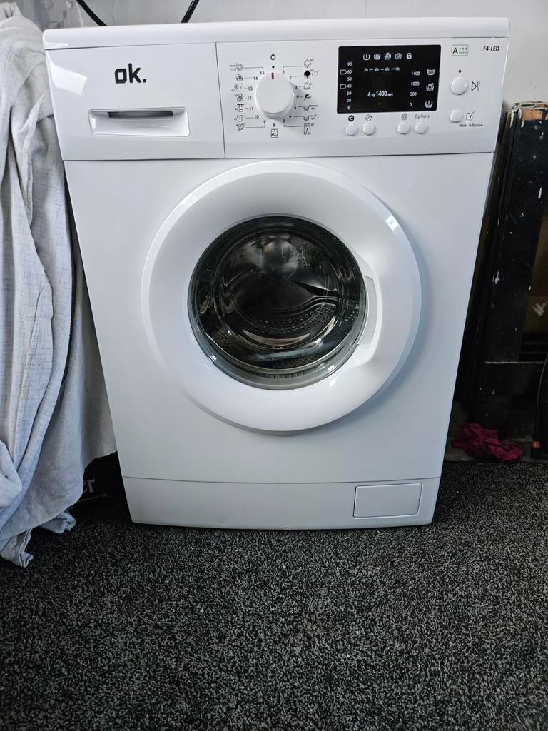 Wasmachine, Witgoed en Apparatuur, Ophalen of Verzenden, Zo goed als nieuw, 85 tot 90 cm, 1200 tot 1600 toeren