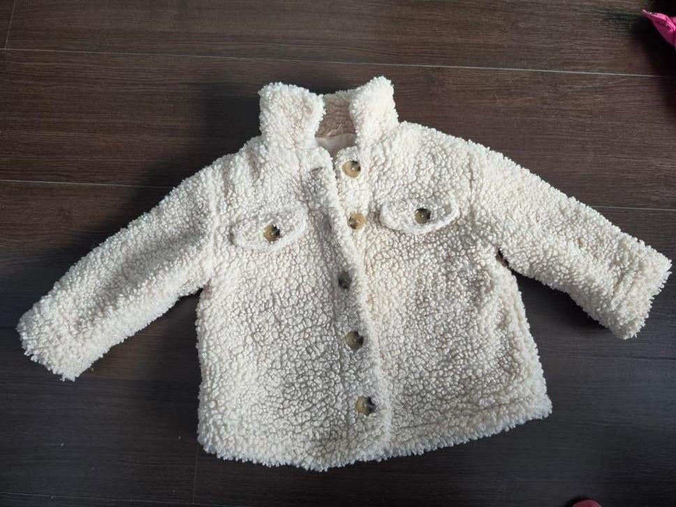 Teddyjasje Hema 86/92, Kinderen en Baby's, Babykleding | Maat 86, Meisje, Ophalen of Verzenden, Zo goed als nieuw, Jasje