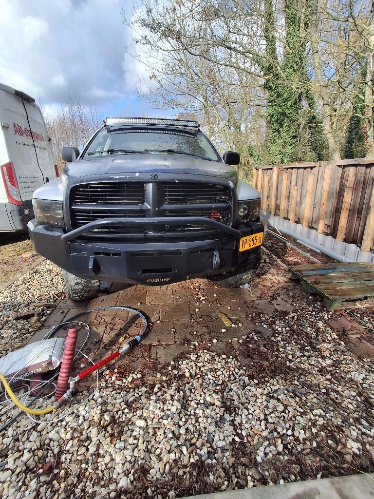 Dodge 2004, Automaat, Lederen bekleding, 4701 cc, Vierwielaandrijving