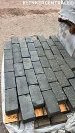 2.500m2 heide, grijs, antraciet betonklinkers 21x10,5x7/8cm, Tuin en Terras, Bij dit gebruikte product niet te achterhalen, Gebruikt