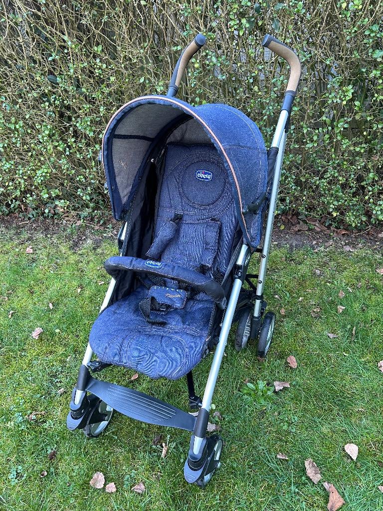 Chicco Lite Way buggy met regenhoes, Ophalen, Zo goed als nieuw, Overige merken, Verstelbare rugleuning