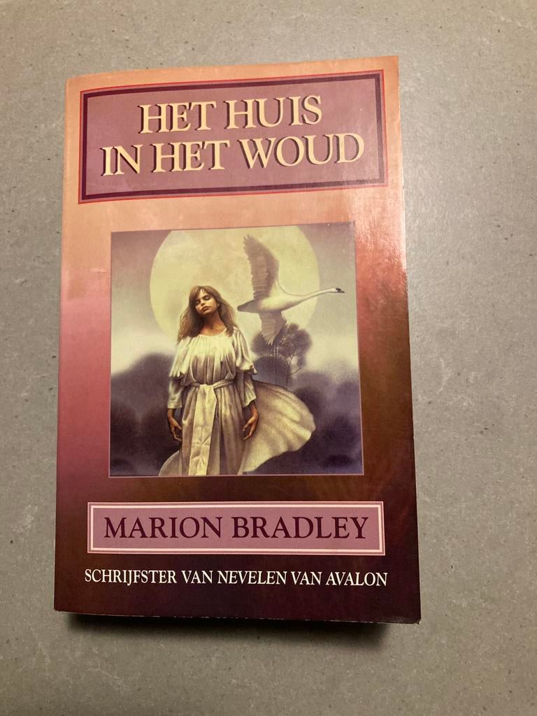 Het huis in het woud, Ophalen of Verzenden, Gelezen