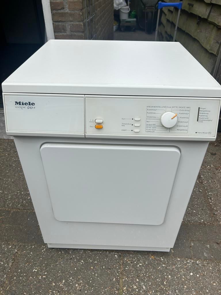 Miele Novotronic Gala-A Wasdroger - Betrouwbaar en Efficiënt, Ophalen, 6 tot 8 kg, Gebruikt, Luchtafvoer