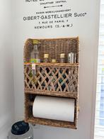 Rivièra Maison wandrek van riet met keukenrolhouder, Ophalen, Zo goed als nieuw