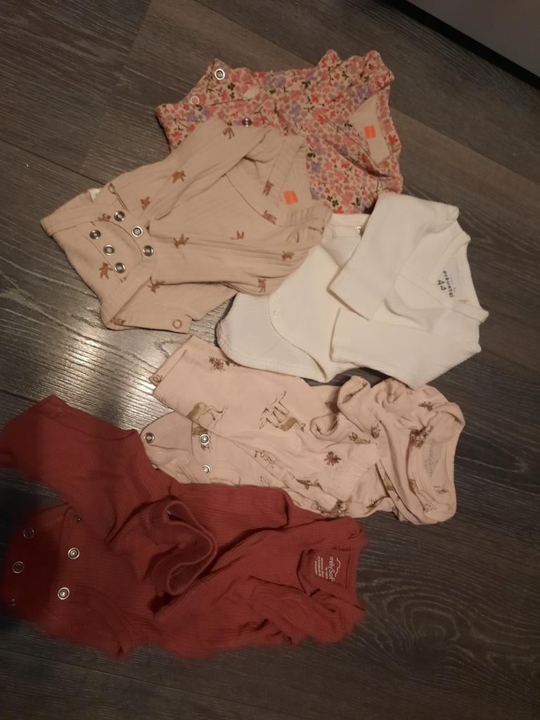 Babykleding setje - Rompertjes maat 44 - 0 maanden, Kinderen en Baby's, Babykleding | Prematuur, Ophalen, Jongetje of Meisje, Zo goed als nieuw