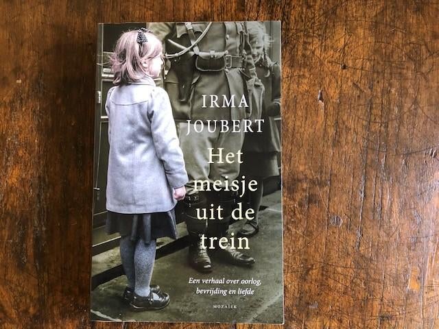 Irma Joubert deel 1 Meisje uit de trein over WOII, Ophalen of Verzenden, Zo goed als nieuw, Wereld overig