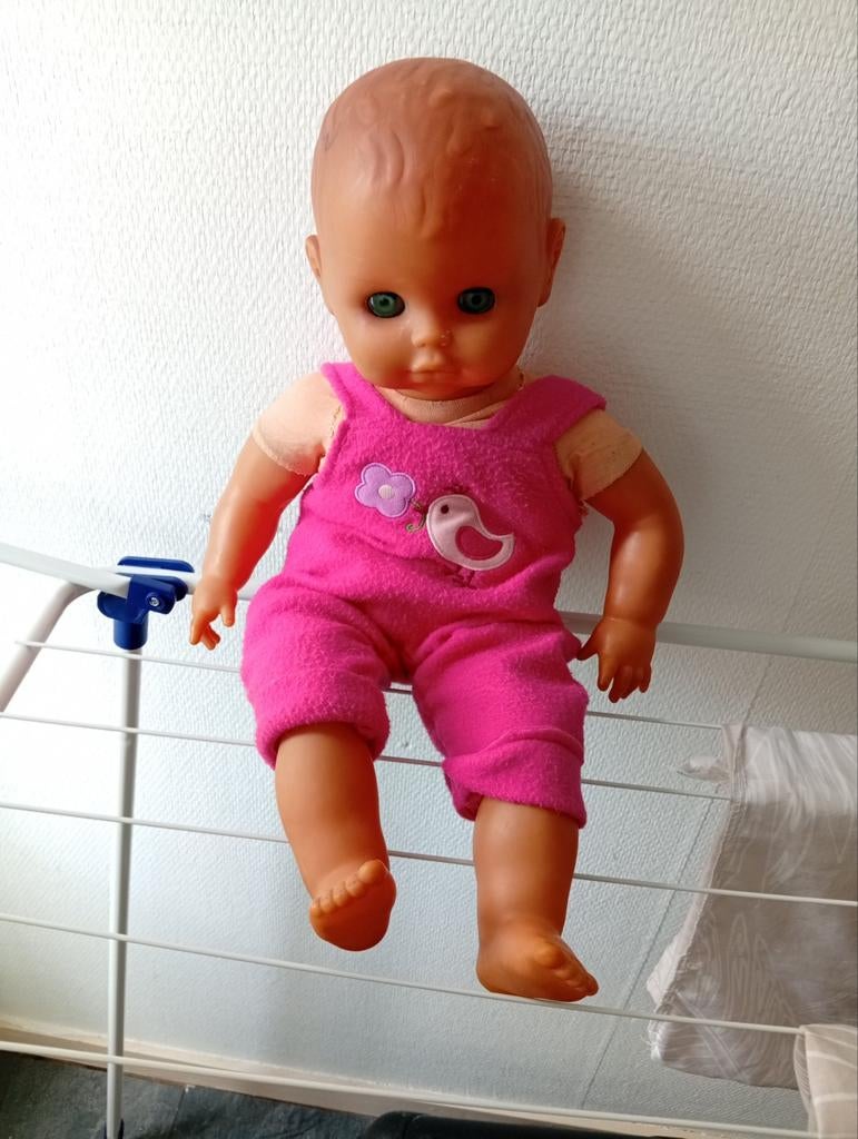 Leuke babypop met roze pakje, Ophalen of Verzenden, Gebruikt, Babypop