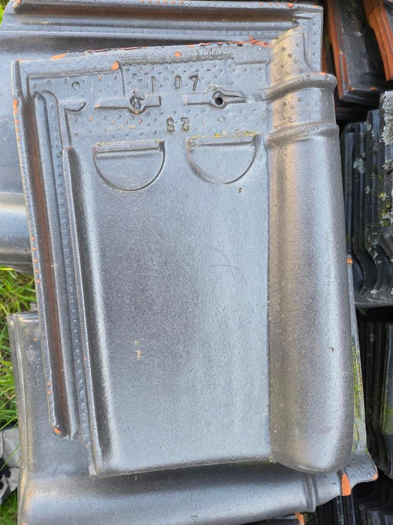 Geglazuurde dakpannen, Ophalen, Gebruikt, Steen of Klei, Zwart