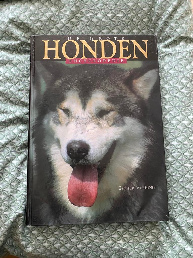 Esther Verhoef - De grote honden encyclopedie, Honden, Ophalen of Verzenden, Zo goed als nieuw, Esther Verhoef