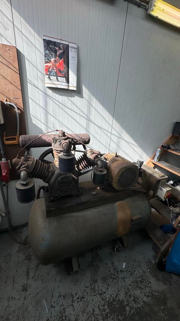 Grasso compressor 300L, Ophalen, Mobiel, Gebruikt, 800 liter/min of meer