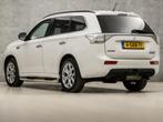 Mitsubishi Outlander 2.0 PHEV Deluxe 203Pk Automaat (SCHUIFD, Auto's, Mitsubishi, Automaat, Beige, Wit, Bedrijf