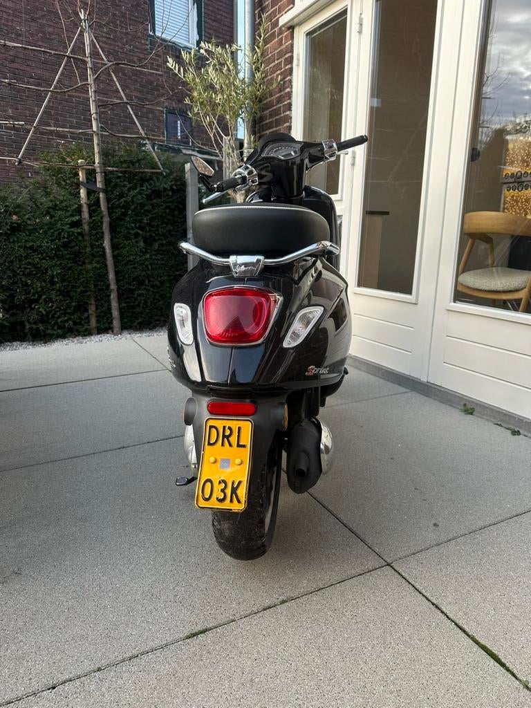 Vespa sprint iget 2018, Fietsen en Brommers, Scooters | Vespa, Ophalen, Maximaal 45 km/u, Vespa S, Zo goed als nieuw