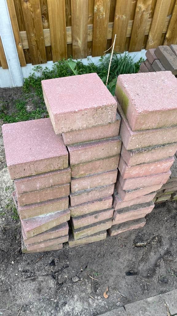 Gratis betonklinkers, Ophalen, Zo goed als nieuw, Beton, Klinkers