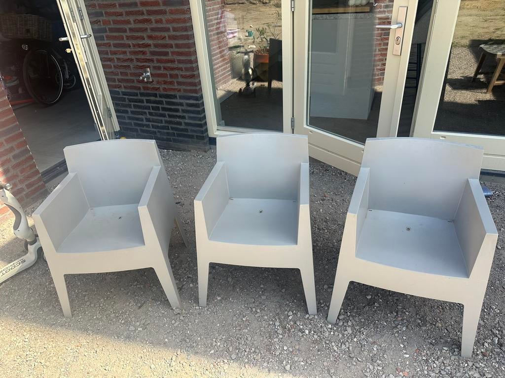 3 Philip Starck tuin stoelen grijs, in gebruikte staat, Ophalen, Zo goed als nieuw, Kunststof