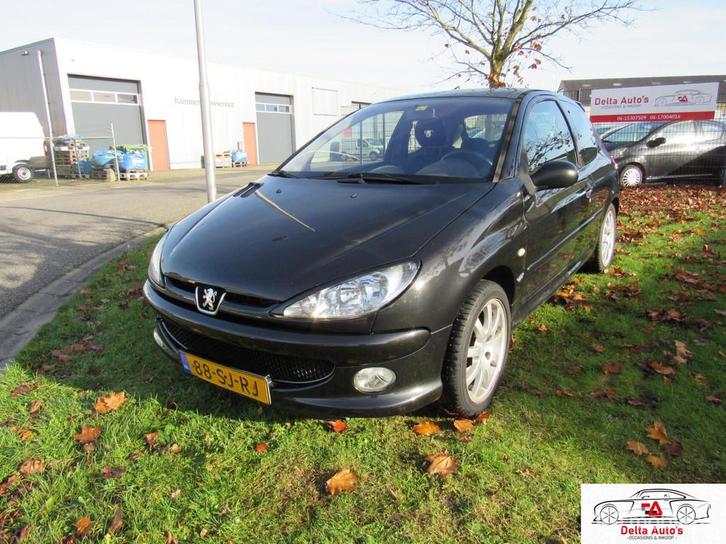 zeer nette Peugeot 206 1.4-16V {LEZEN!} apk 04-02-2027, Auto's, Peugeot, Bedrijf, Te koop, ABS, Airbags, Airconditioning, Alarm