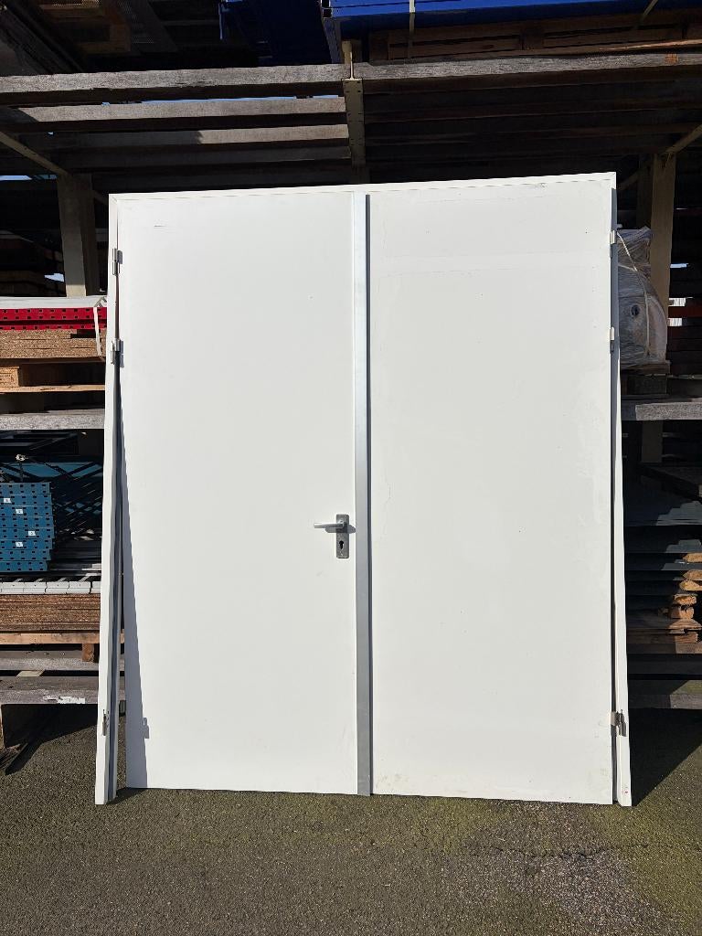 Meterkast, dubbel uitslaande deur, kunststof kozijn ( 541 ), Doe-het-zelf en Verbouw, Kozijnen en Schuifpuien, Gebruikt, Raamkozijn