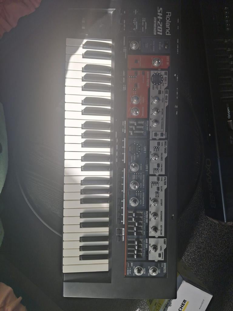 Roland SH 201 synthesizer, Ophalen of Verzenden, Zo goed als nieuw, Overige aantallen, Roland