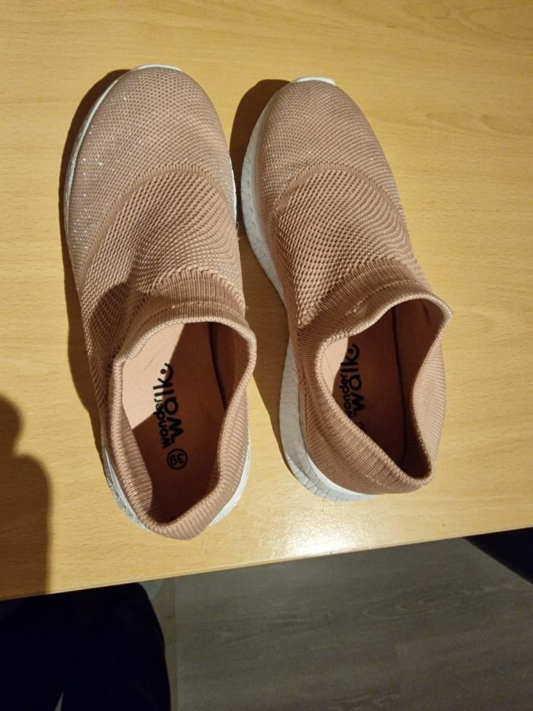 Wonder Walk Zalmroze Instapschoenen - Nieuw - Maat 38, Kleding | Dames, Schoenen, Wonder Walk, Instappers, Nieuw, Ophalen of Verzenden