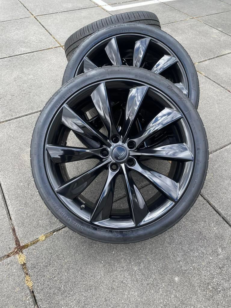 Tesla velgen met banden - 21 inch - 265/35ZR21, Auto-onderdelen, Banden en Velgen, Gebruikt, 265 mm, Banden en Velgen, Personenwagen