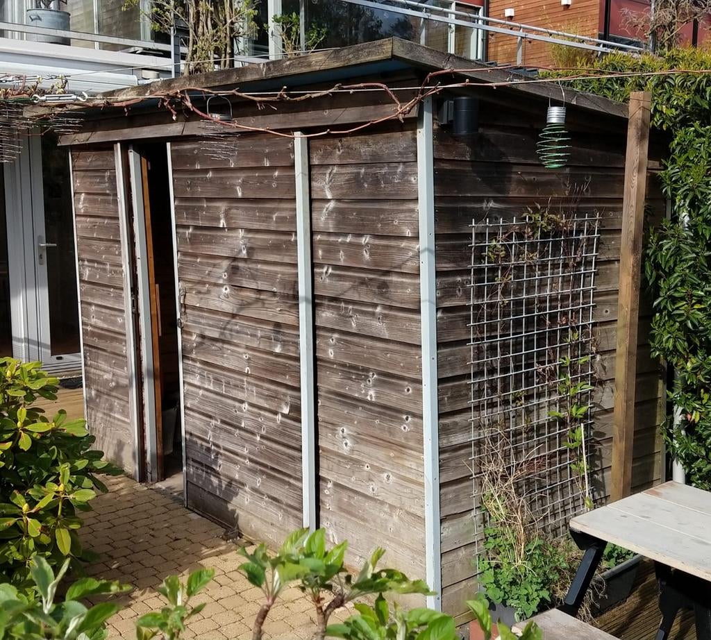 Houten schuurtje met schuifdeur en planken, Tuin en Terras, Ophalen, Gebruikt, Hout, Overige typen