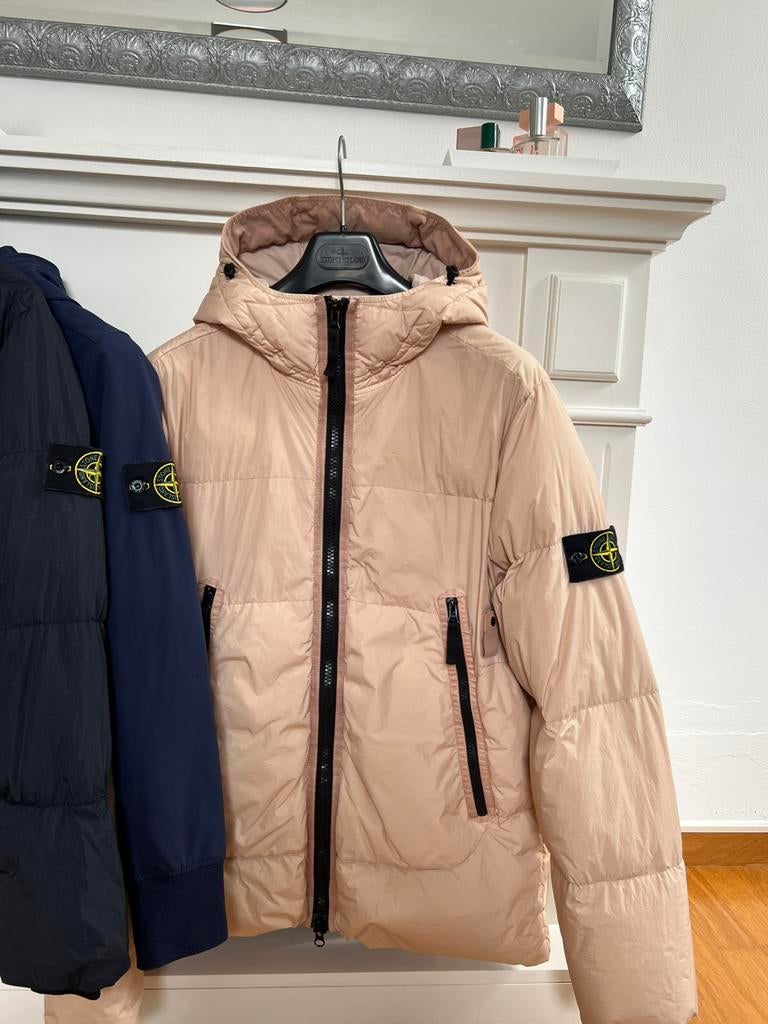 Stone Island | Garment Dyed NY Down | Beige Creme | Size L, Ophalen of Verzenden, Zo goed als nieuw, Maat 52/54 (L), Beige