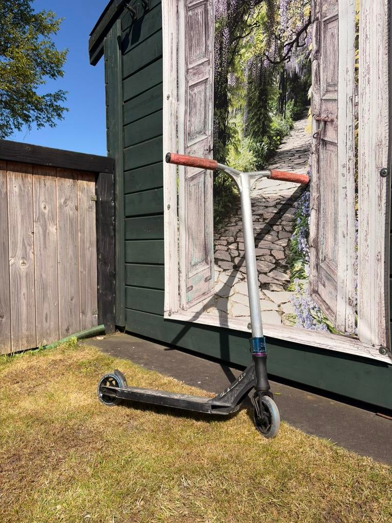 Custom Stuntstep, Fietsen en Brommers, Steps, Zo goed als nieuw, Overige typen, Ophalen