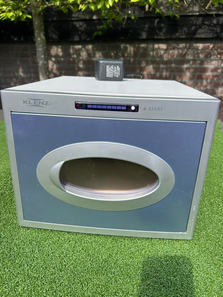 Klenz desinfecteer apparaat sneakers klimschoenen oa, Ophalen of Verzenden, Gebruikt