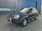Hyundai Tucson 2.0 CRDI DynamicVersion Grijskenteken, Voorwielaandrijving, Stof, Zwart, 4 cilinders