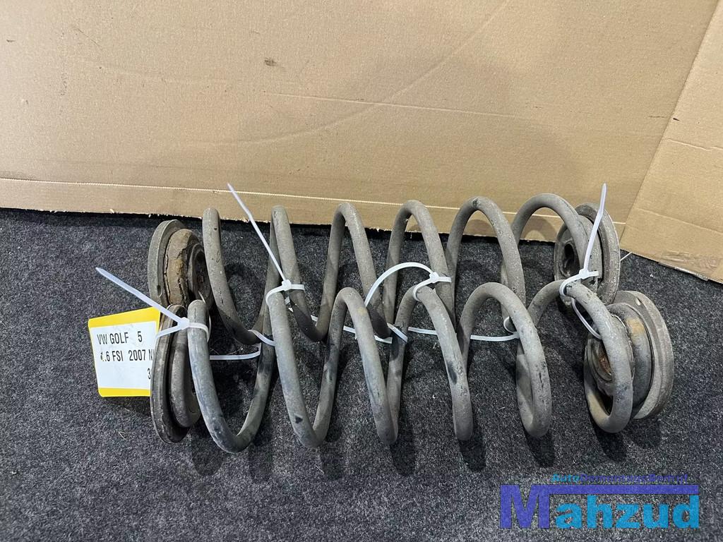 VW GOLF 5 Achteras spriaal veer 2003-2009, Gebruikt, Volkswagen, Volkswagen AG, Berliner Ring 2
38440  Wolfsburg, DE