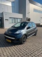 Peugeot 107 1.0 12V 5DR 2010 MET NWE APK, Voorwielaandrijving, 4 stoelen, 68 pk, Handgeschakeld