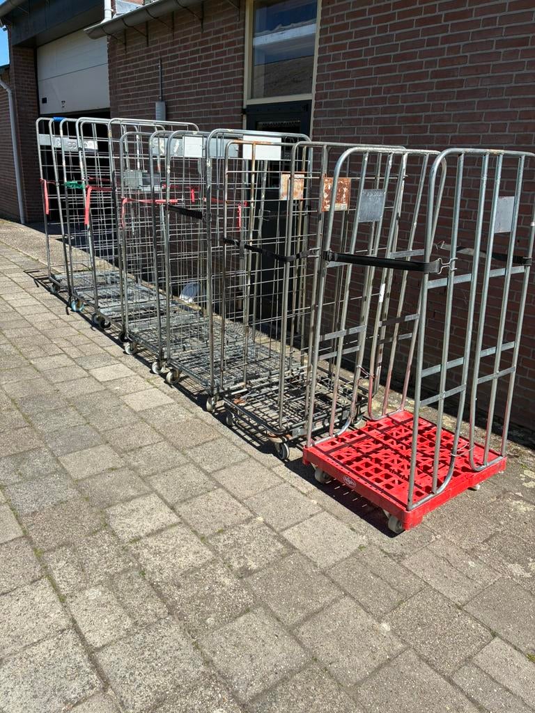Te koop 7 stuks rolcontainers containers verrijdbaar, 100 liter of meer, Ophalen of Verzenden, Zo goed als nieuw, Transportkar