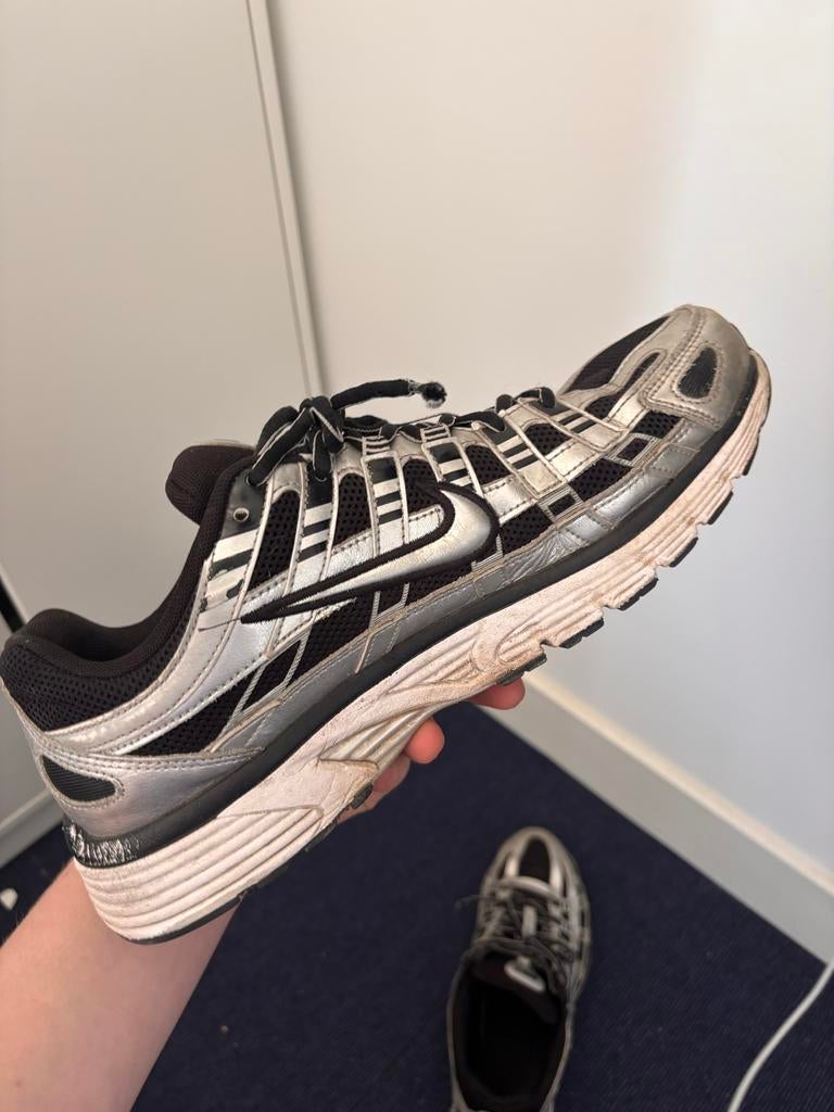 Nike P-6000 sneakers zwart/zilver, Zwart, Ophalen of Verzenden, Sneakers of Gympen, Gedragen