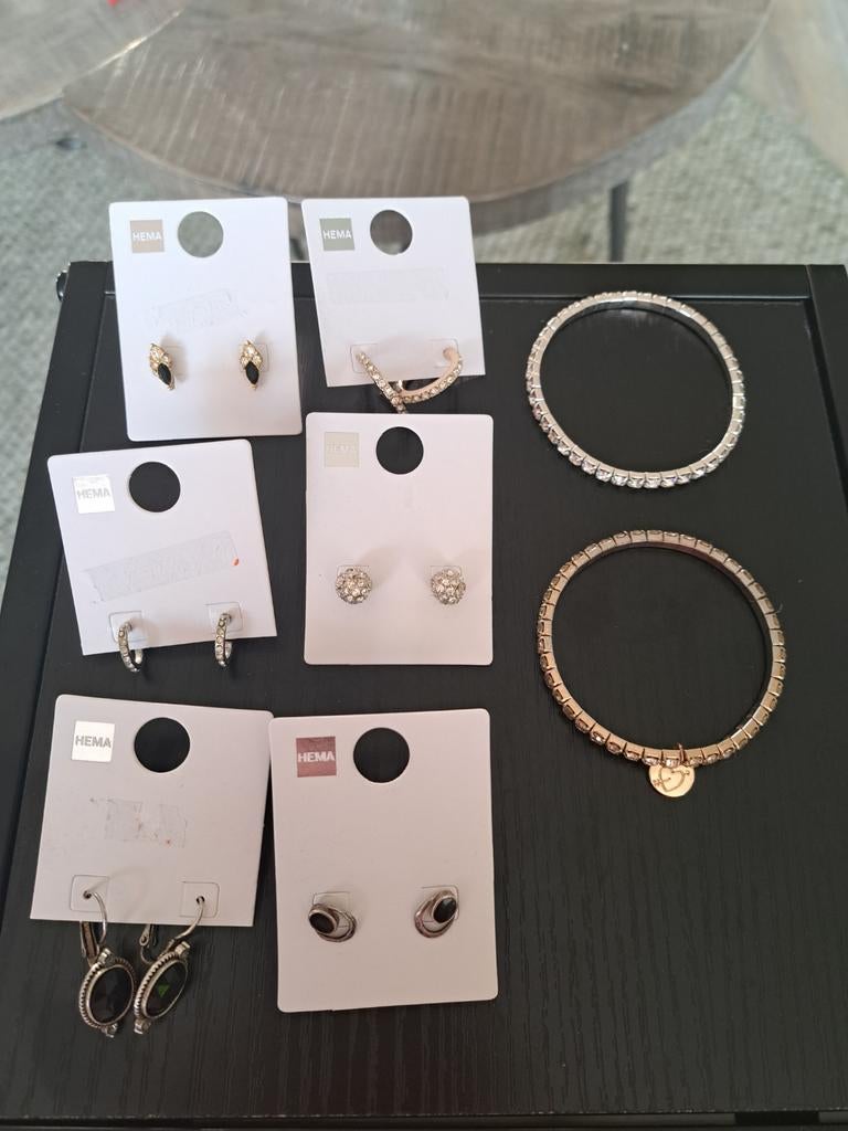 Sieraden set: 2 armbanden Otazu en Swarovski +6 x oorbellen, Ophalen of Verzenden