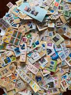 Grote partij Japanse zegels, kantoorpost onafgeweekt - 4,2kg, Ophalen of Verzenden, Buitenland